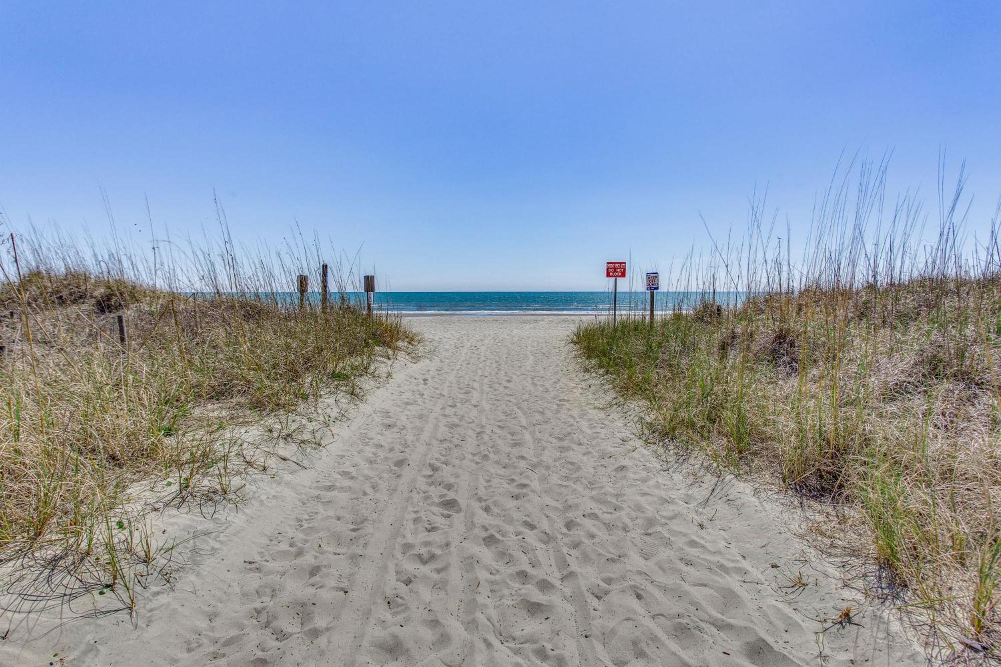 Steps To Remodeled North Myrtle Condo! Myrtle Beach