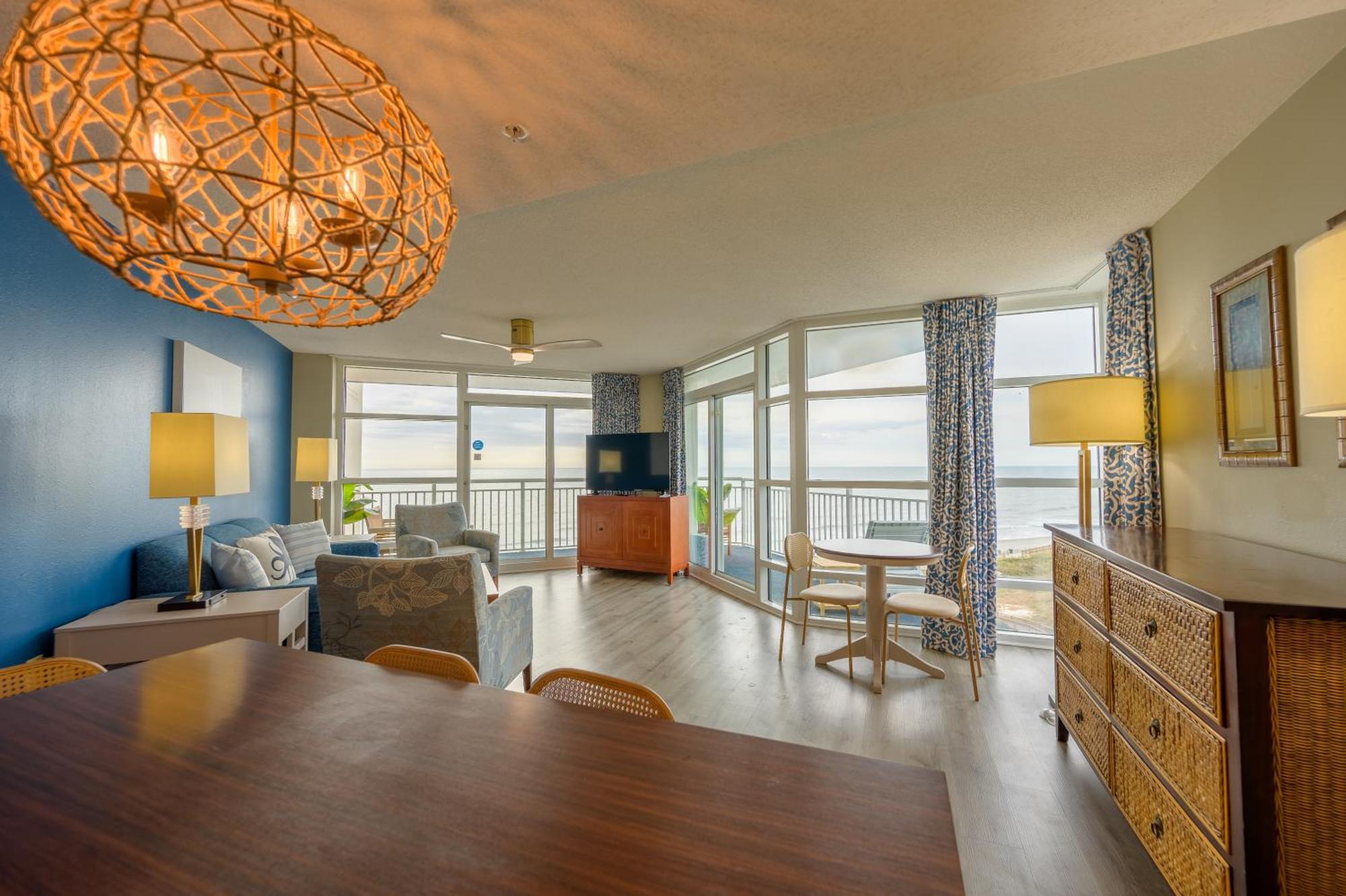 Aparthotel Oceanfront With Waterpark Included In Price