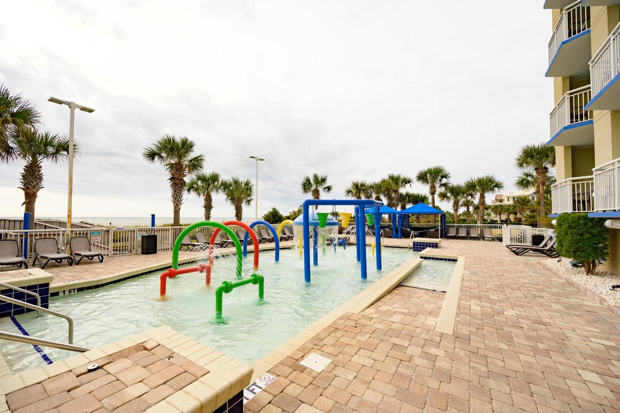 Oceanfront With Waterpark Included In Price Aparthotel