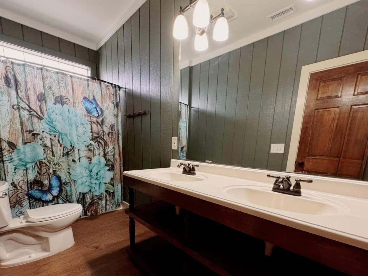 514) North Myrtle Retreat- Sleeps 16 *