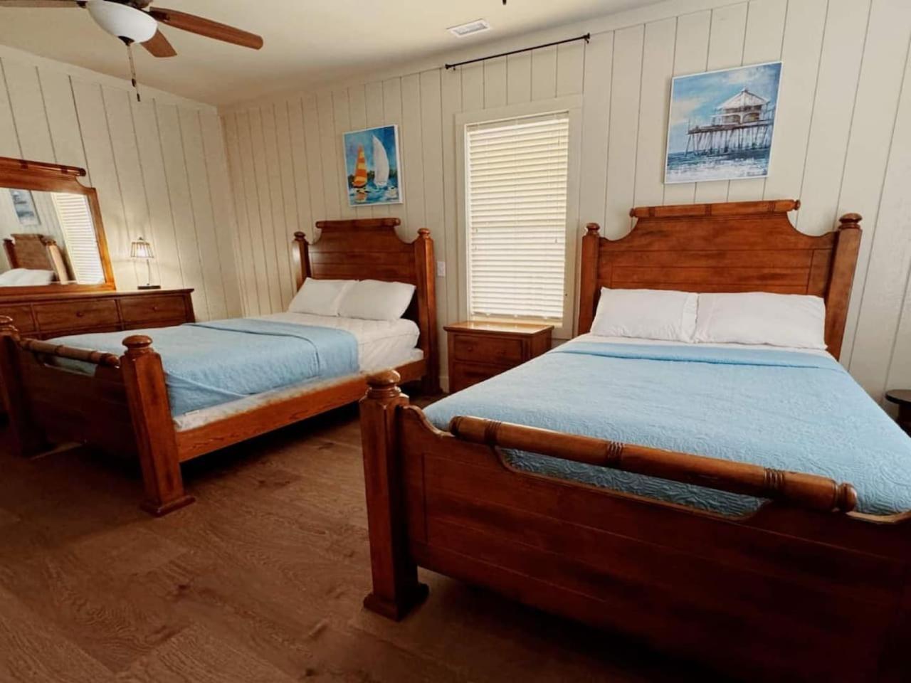 514) North Myrtle Retreat- Sleeps 16 Myrtle Beach