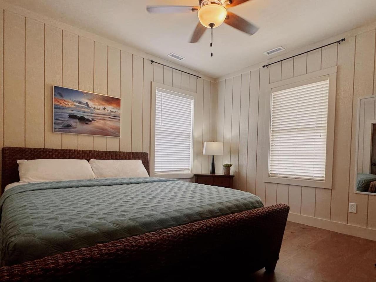 514) North Myrtle Retreat- Sleeps 16 *