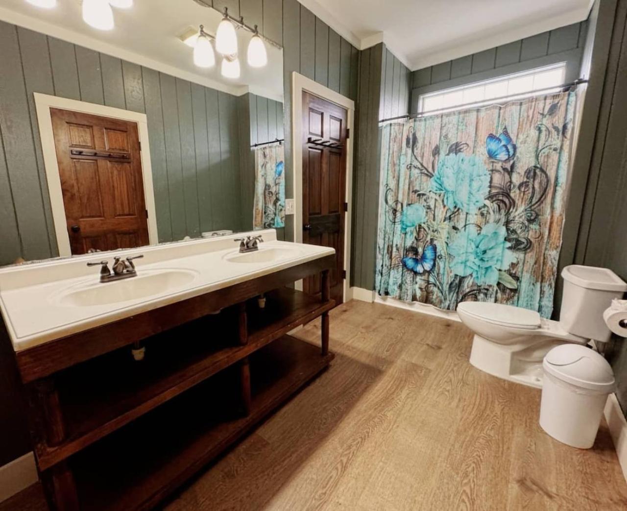 514) North Myrtle Retreat- Sleeps 16 Holiday home Myrtle Beach