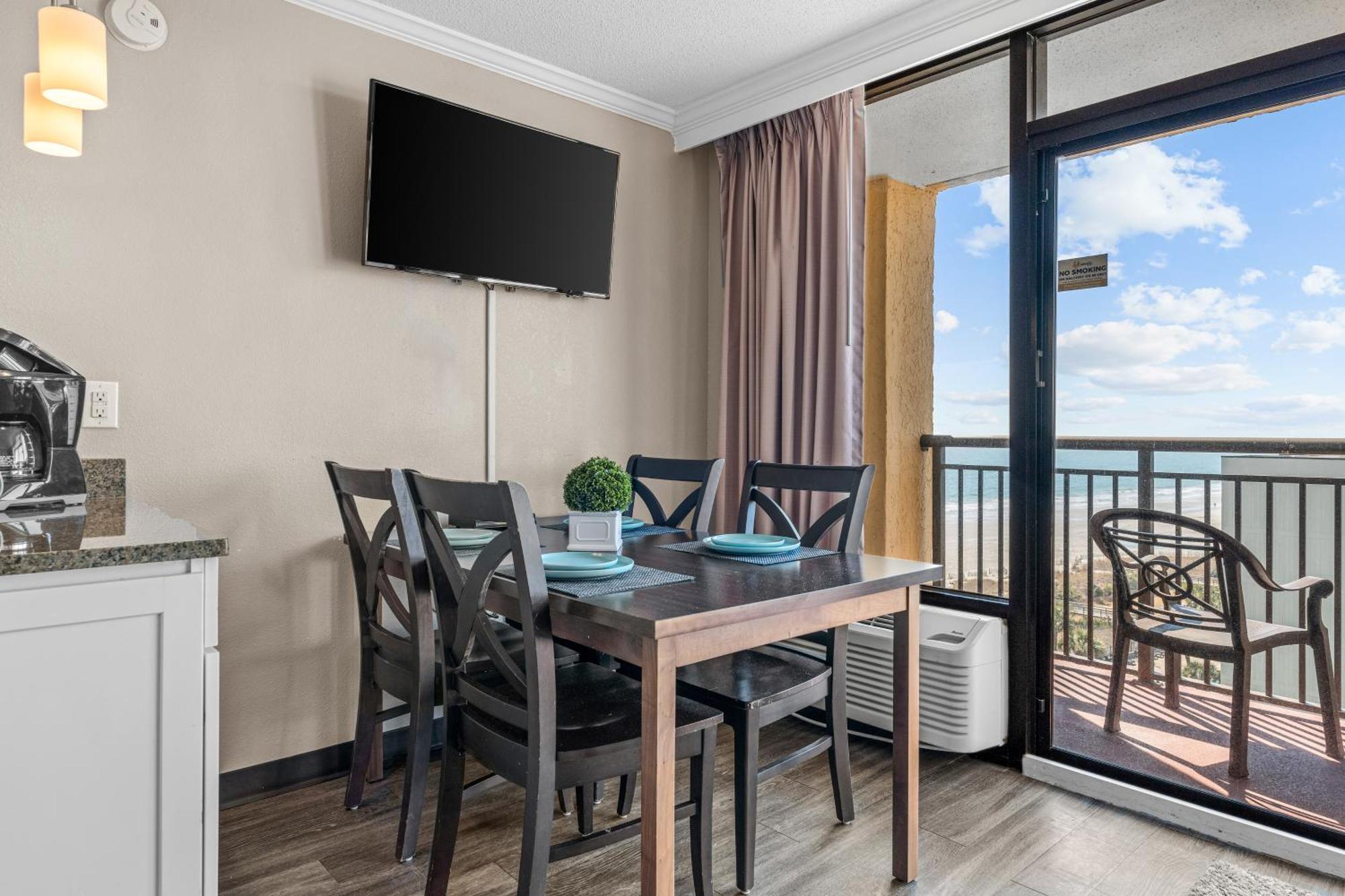 Apartment Seaside Escape At Carevelle Myrtle Beach
