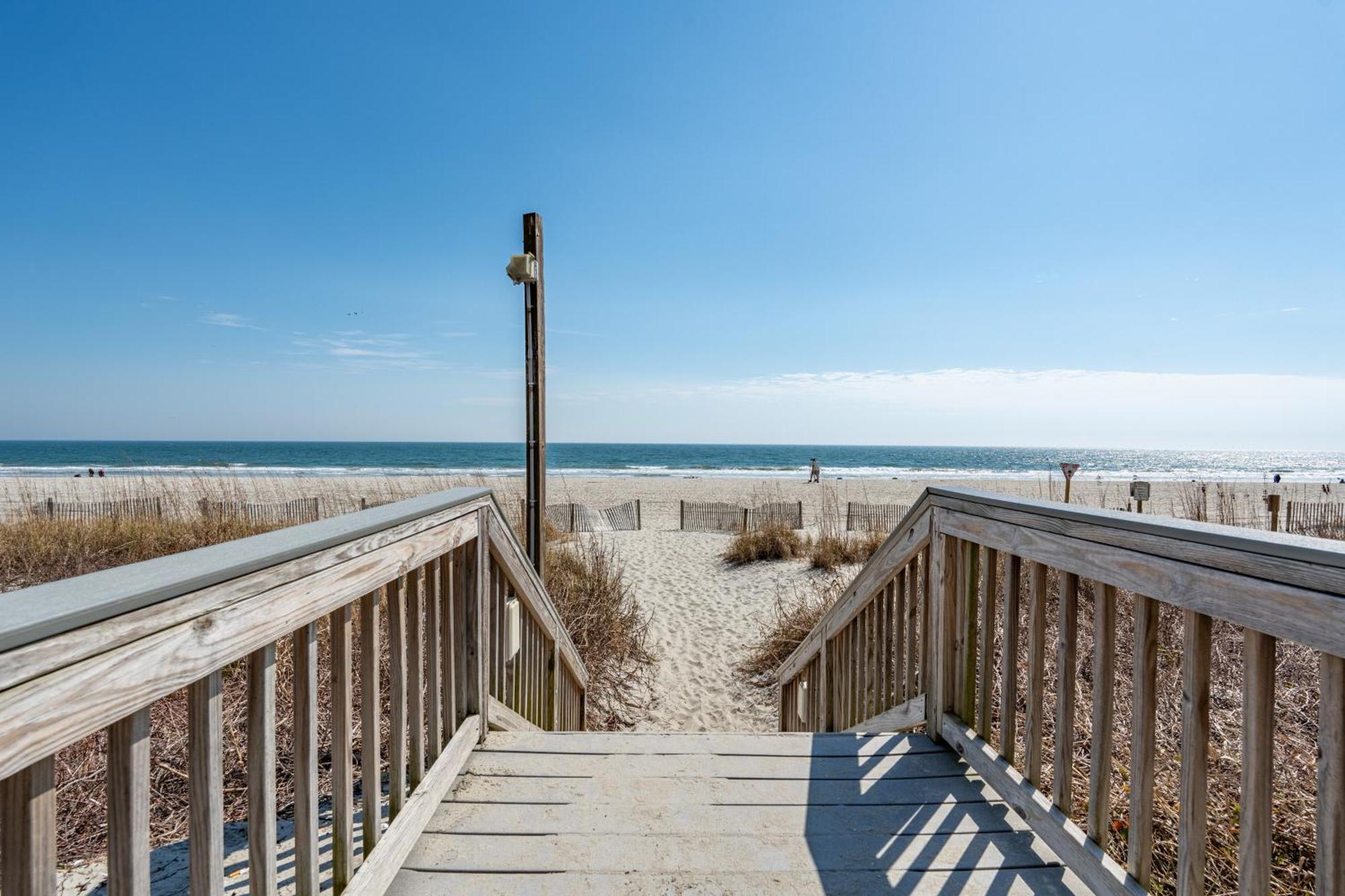 Seaside Escape At Carevelle