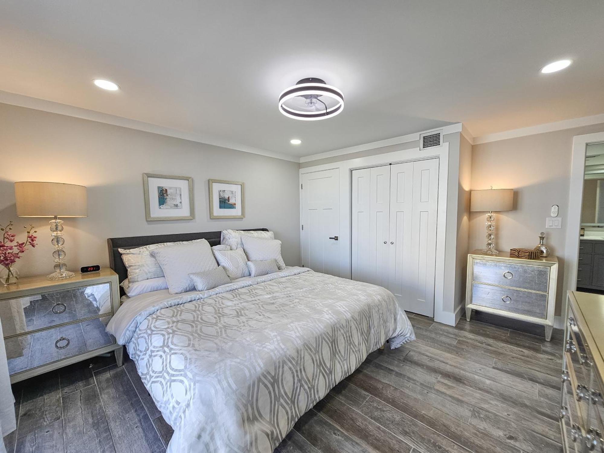 Superbly Updated Ocean View Condo, 303 Brighton, Full Access Apartment *