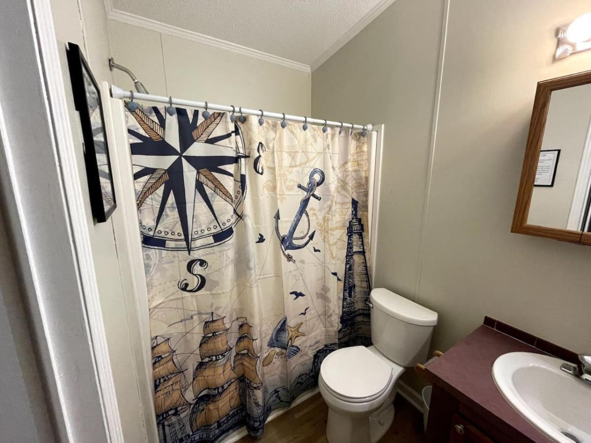 Ocean Lakes 4 Bedroom That Sleeps 10 Holiday home *