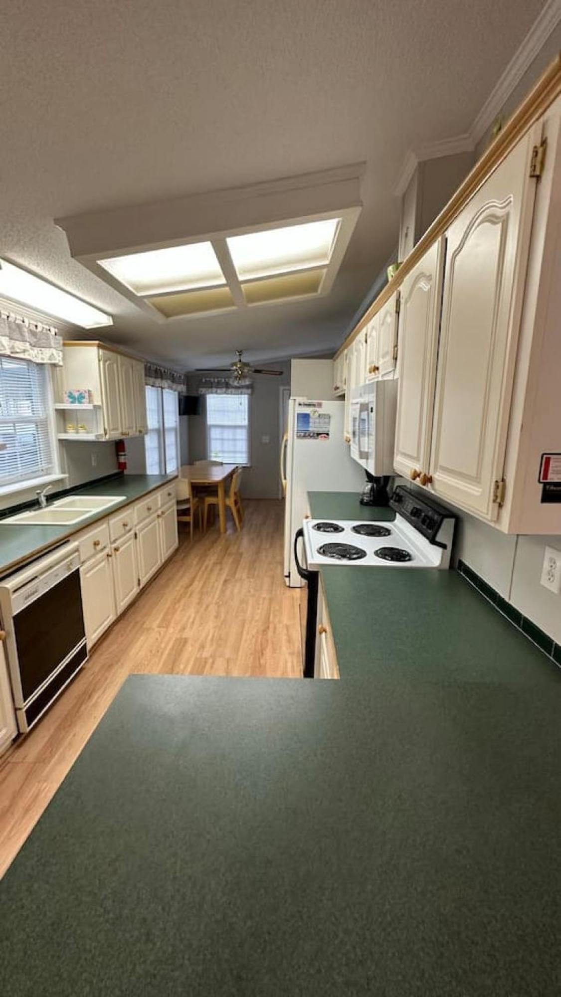Ocean Lakes 4 Bedroom That Sleeps 10 Holiday home