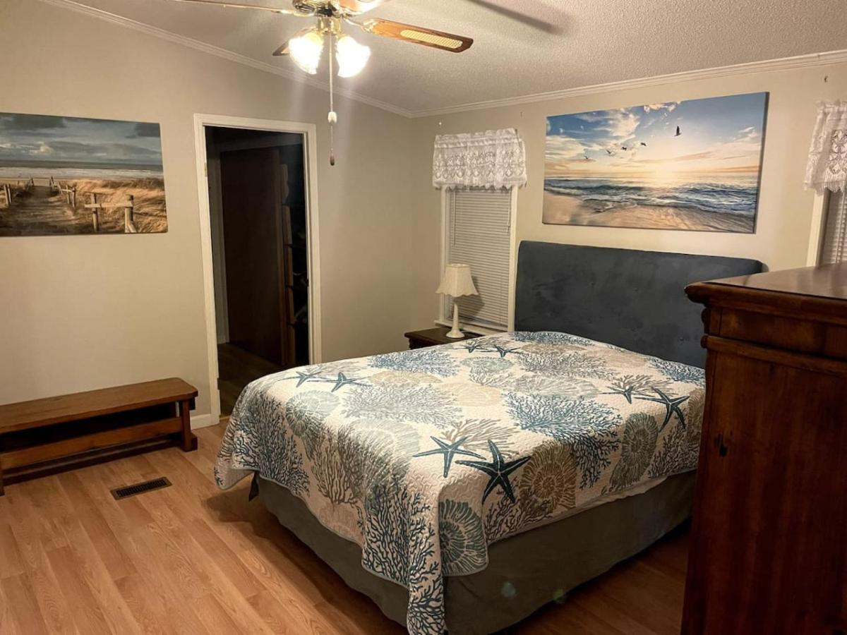 Ocean Lakes 4 Bedroom That Sleeps 10 Holiday home *
