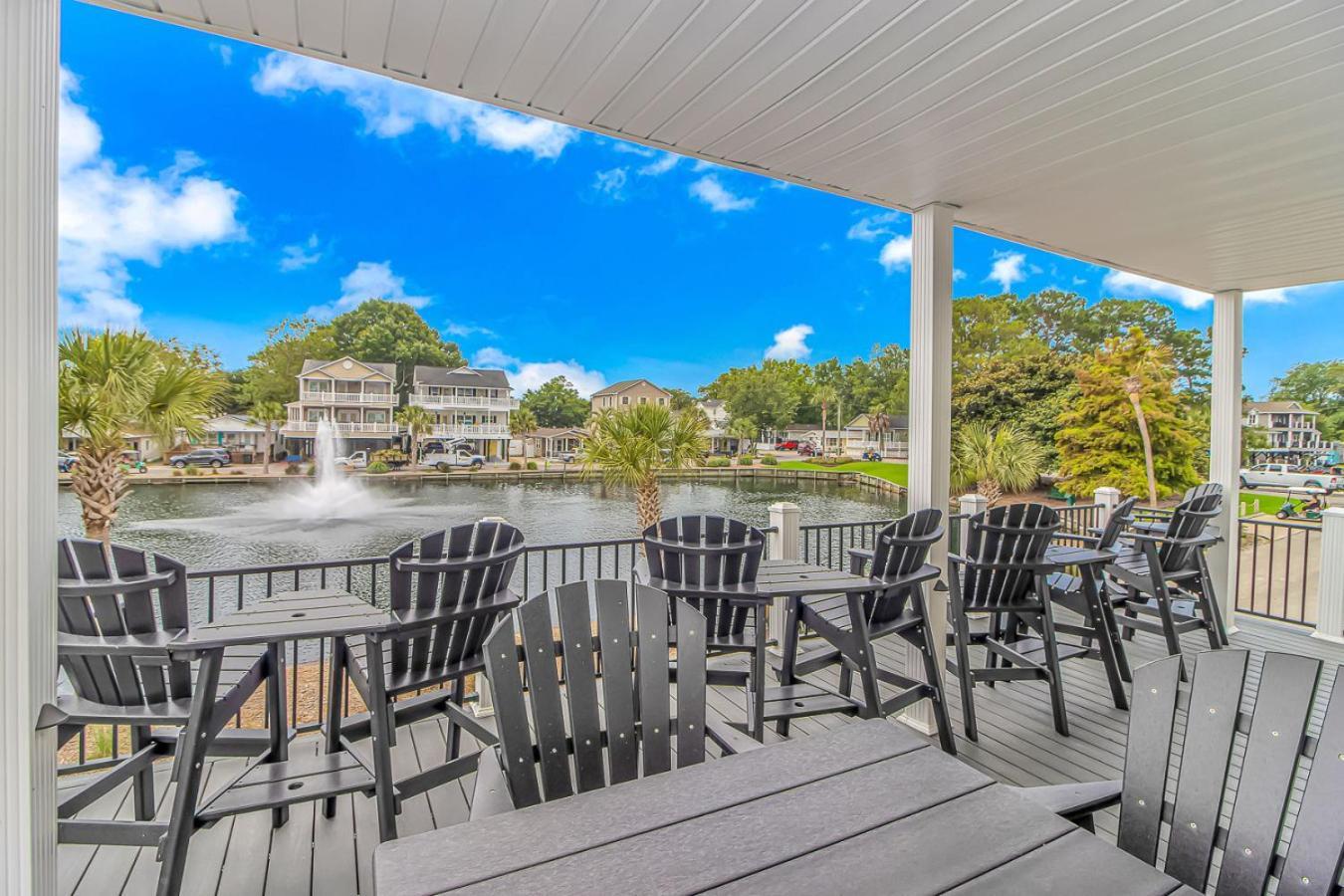 Holiday home Ocean Lakes, Luxury Water Front *
