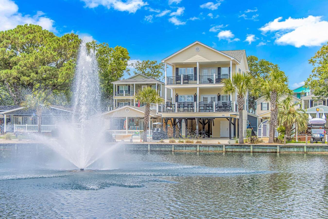 Ocean Lakes, Luxury Water Front Myrtle Beach