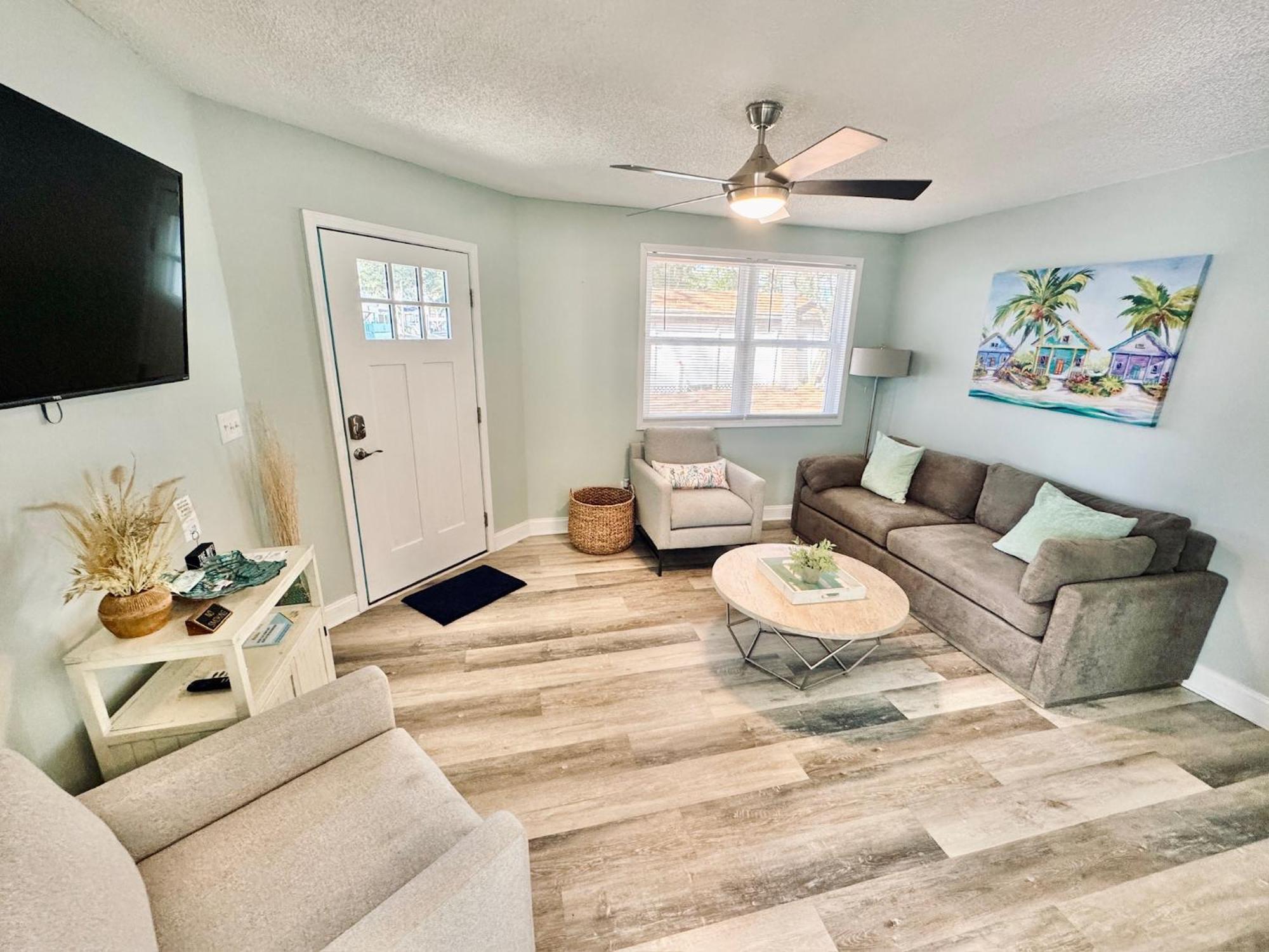 Ocean Lakes, Complementary Golf Cart Country house