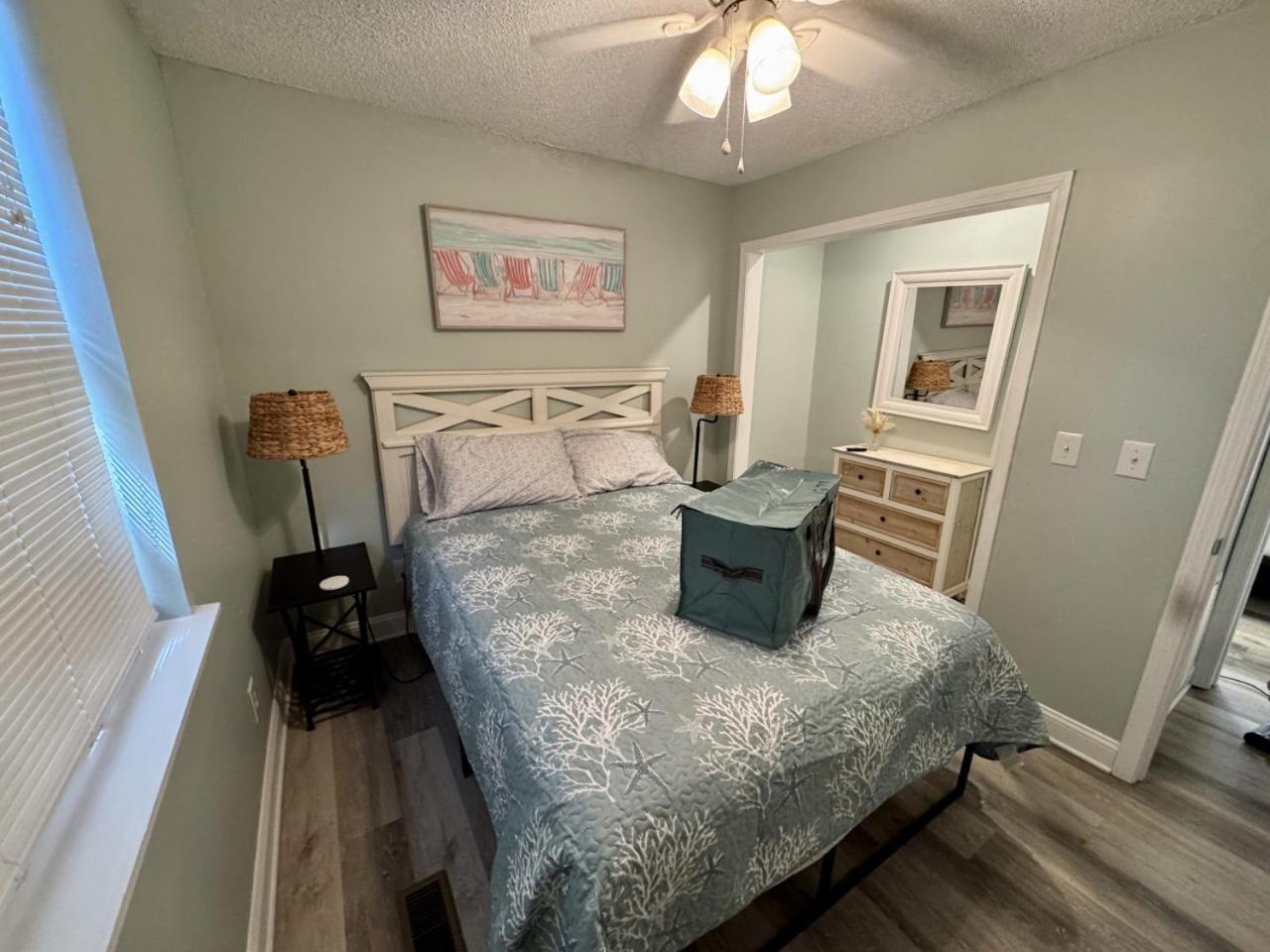 Ocean Lakes, Complementary Golf Cart Country house