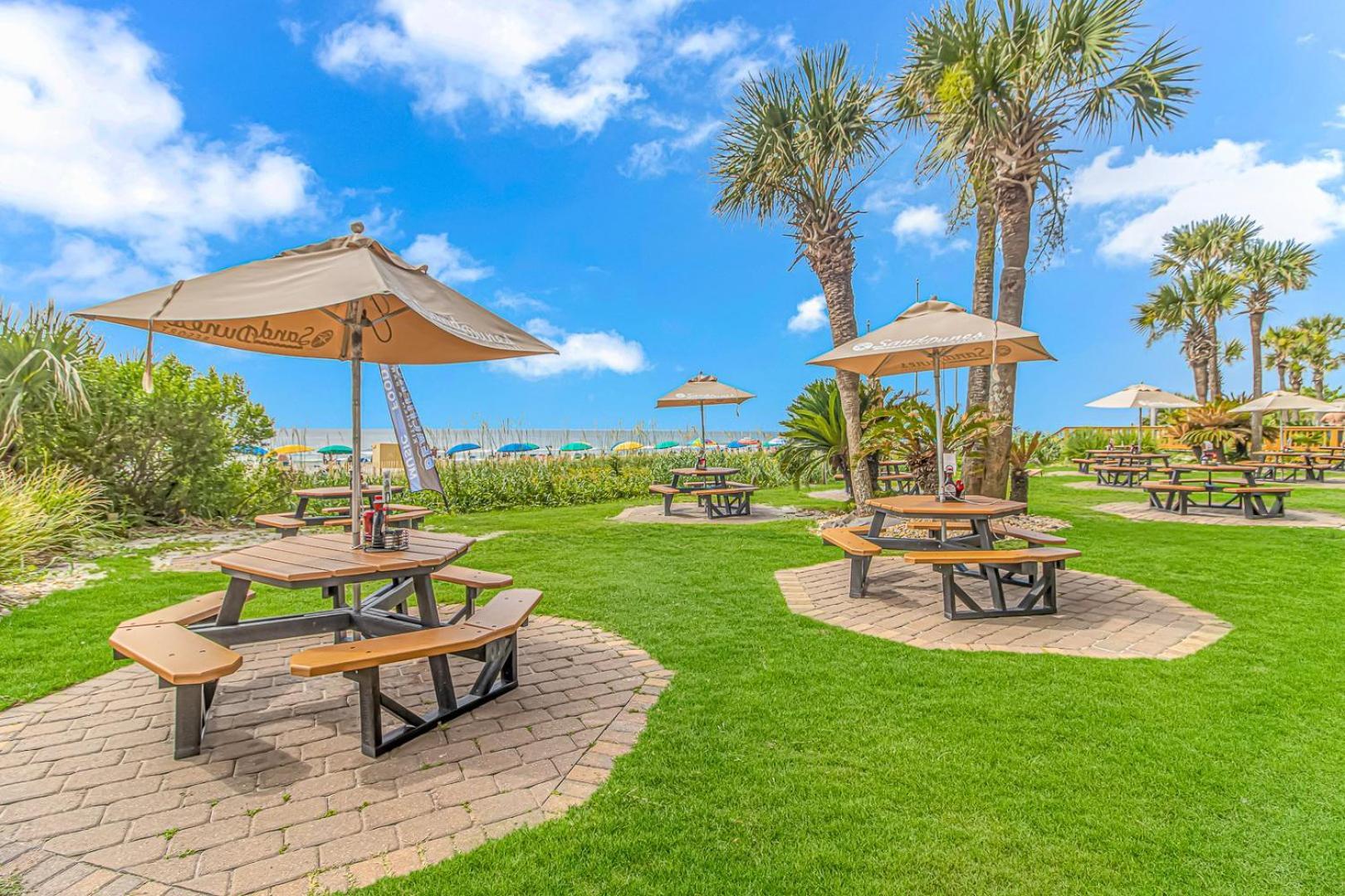 Oceanfront 2 Bedroom Penthouse! Dunes 1232 *