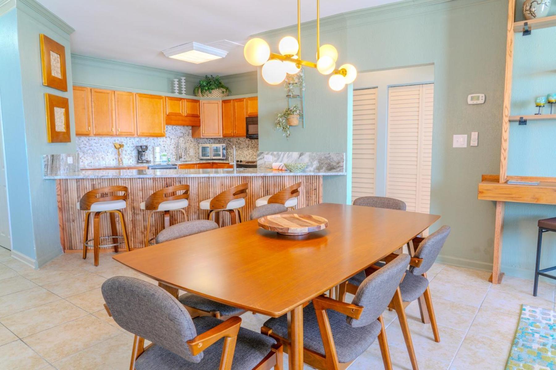 Oceanfront 2 Bedroom Penthouse! Dunes 1232 Myrtle Beach