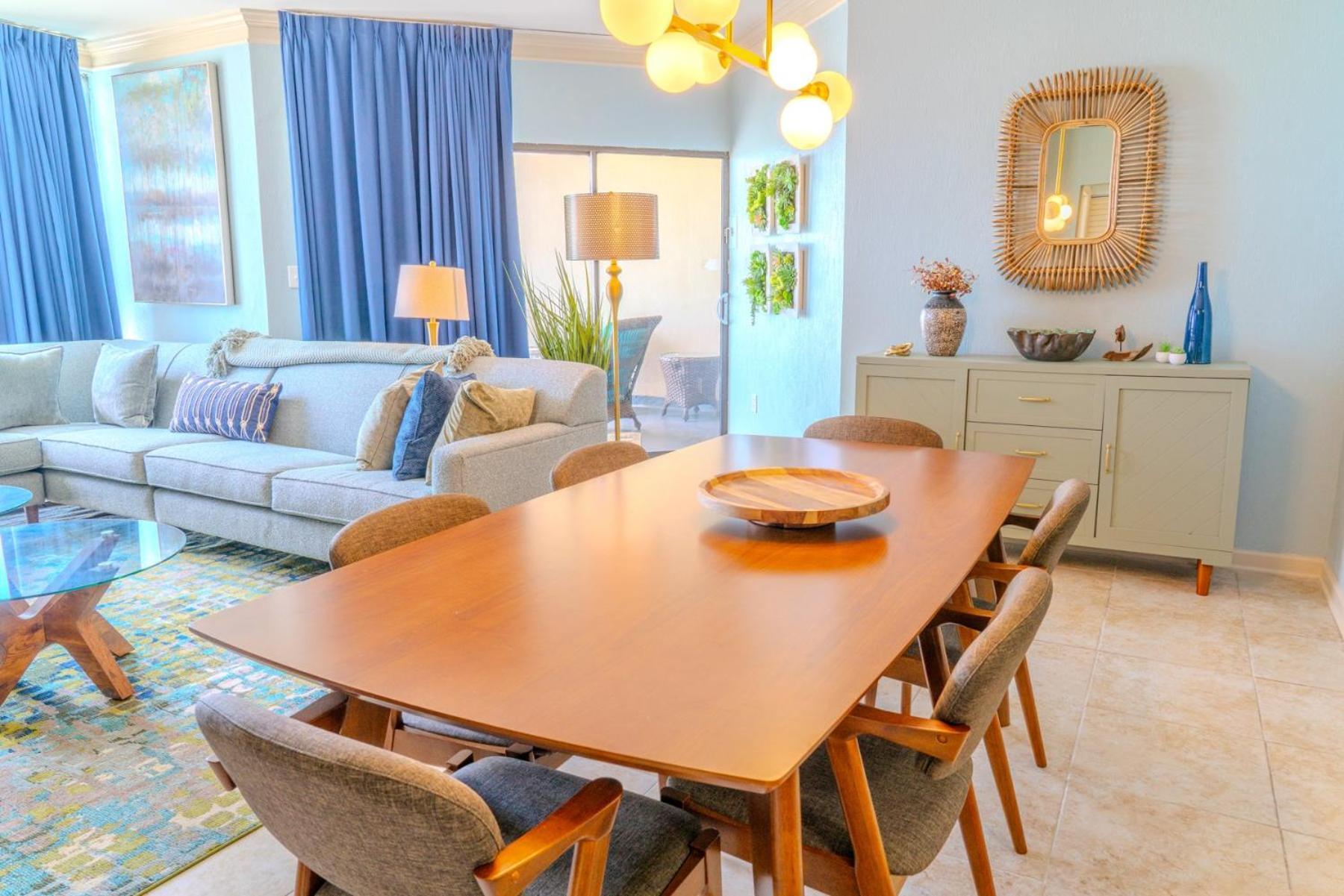 Oceanfront 2 Bedroom Penthouse! Dunes 1232