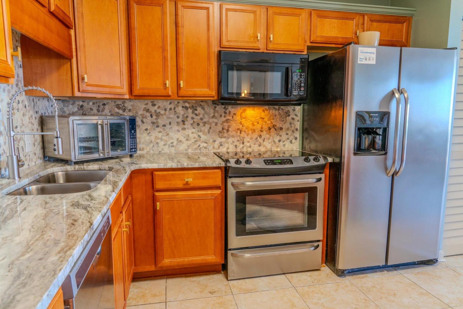 Holiday home Oceanfront 2 Bedroom Penthouse! Dunes 1232 *
