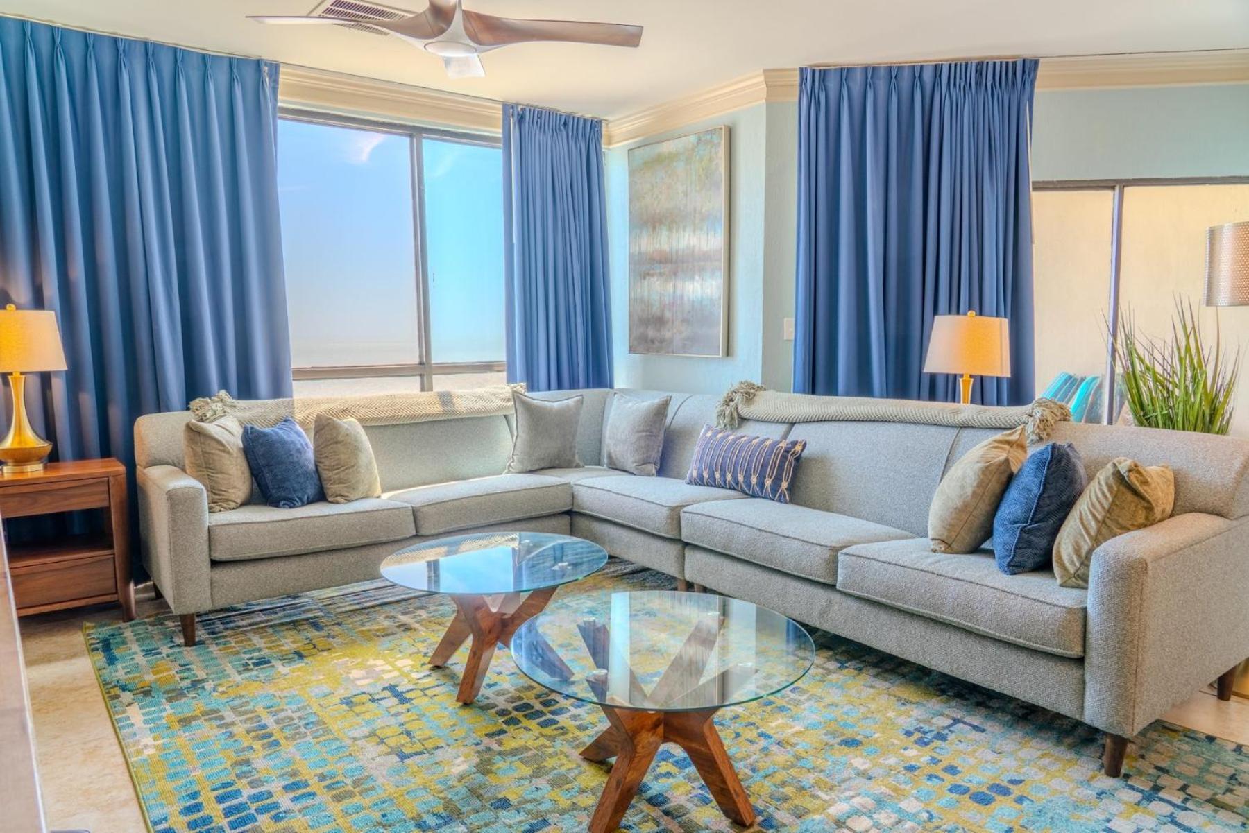 Oceanfront 2 Bedroom Penthouse! Dunes 1232 *