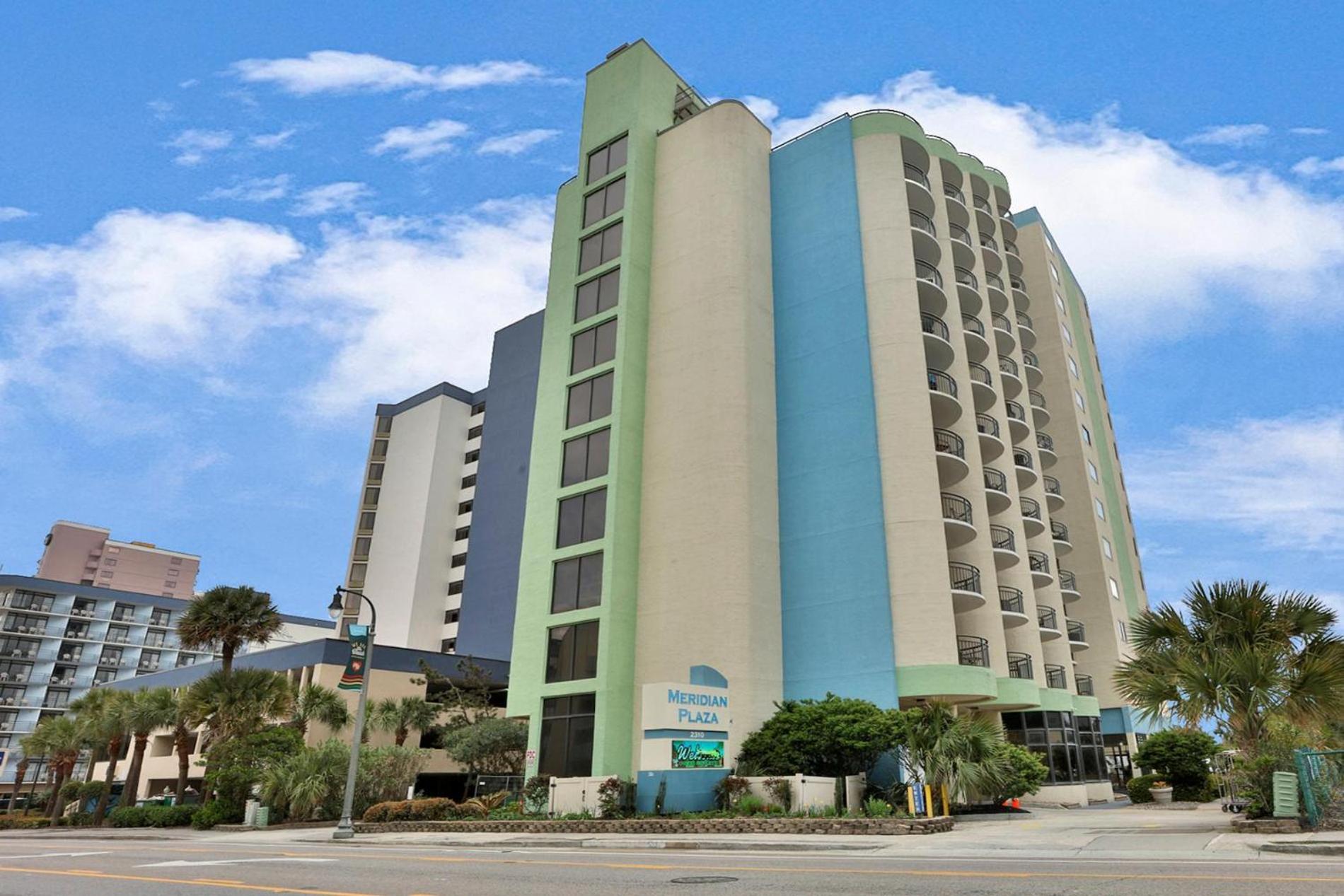 Memorable Sunrises At Meridian Plaza By Wavecrest Vacations Holiday home *