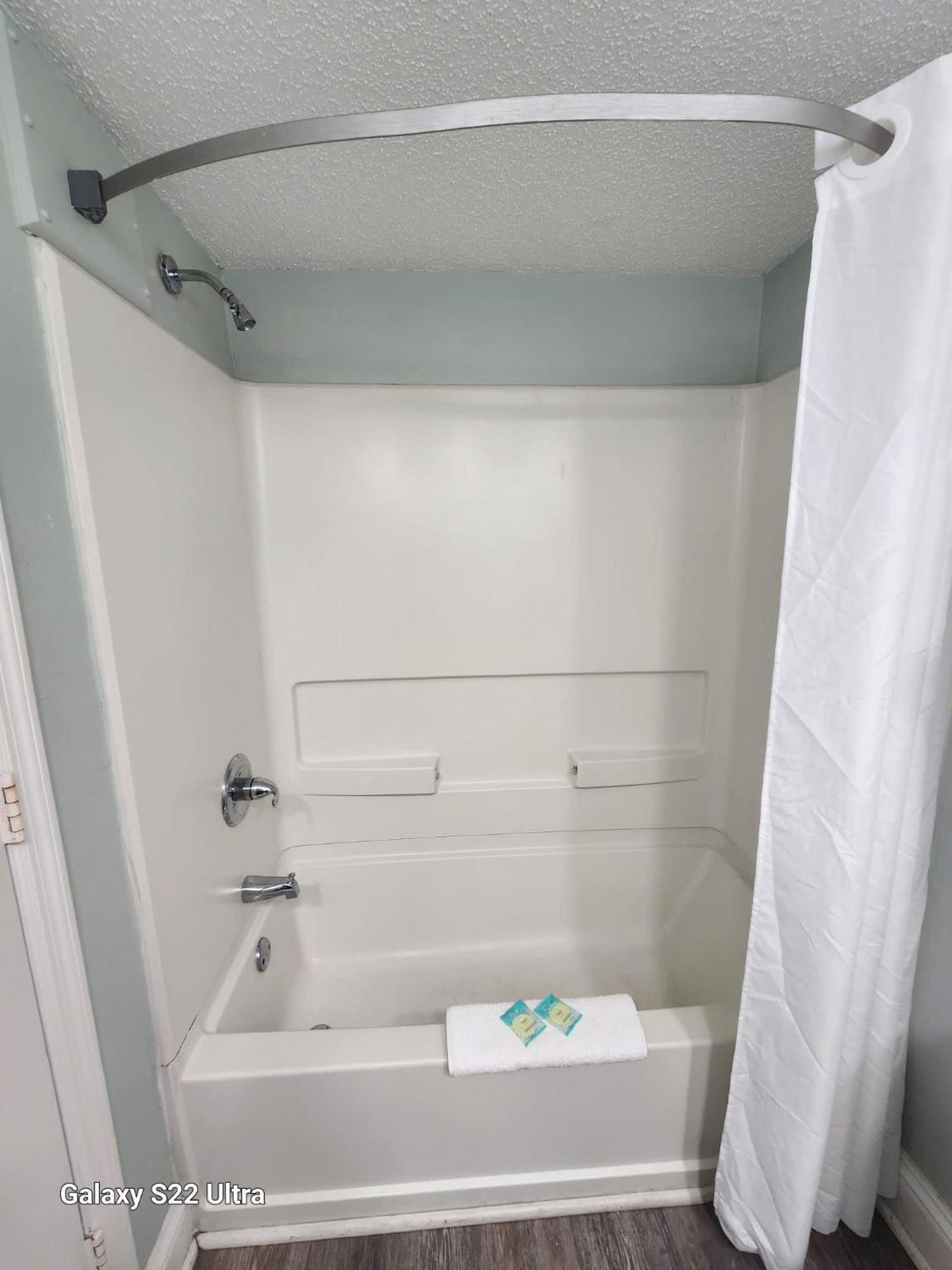 Oceanfront Efficiency T606 *