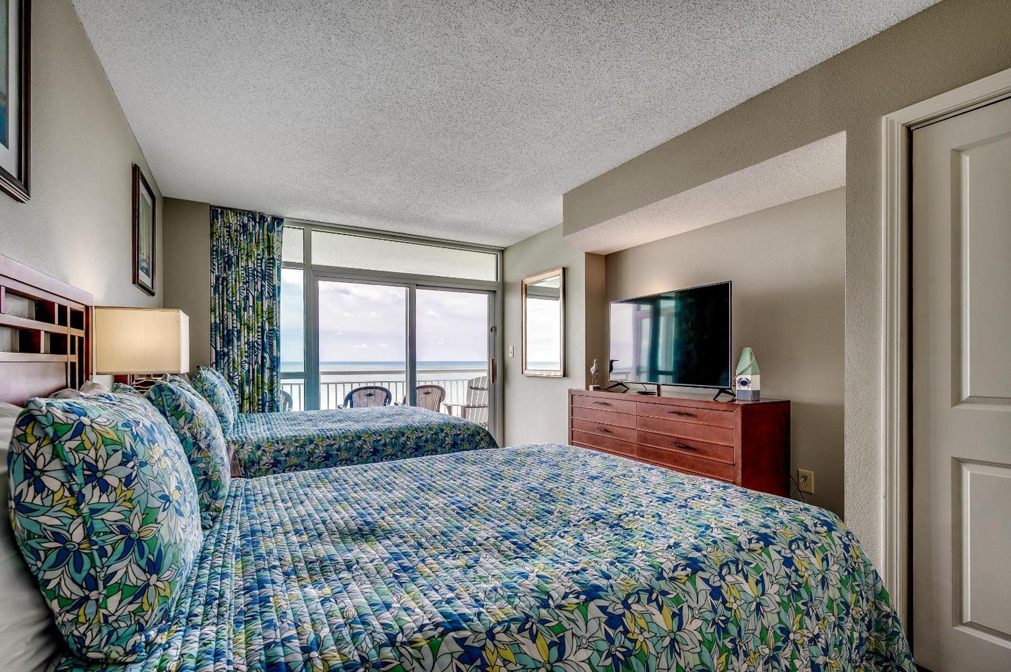 Dunes Village -912