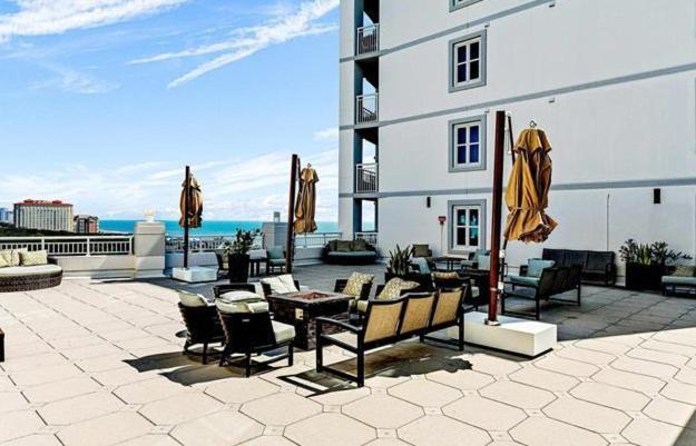 Holiday home Luxury 2br With Custom Upgrades! The Horizon At 77th- 503 *