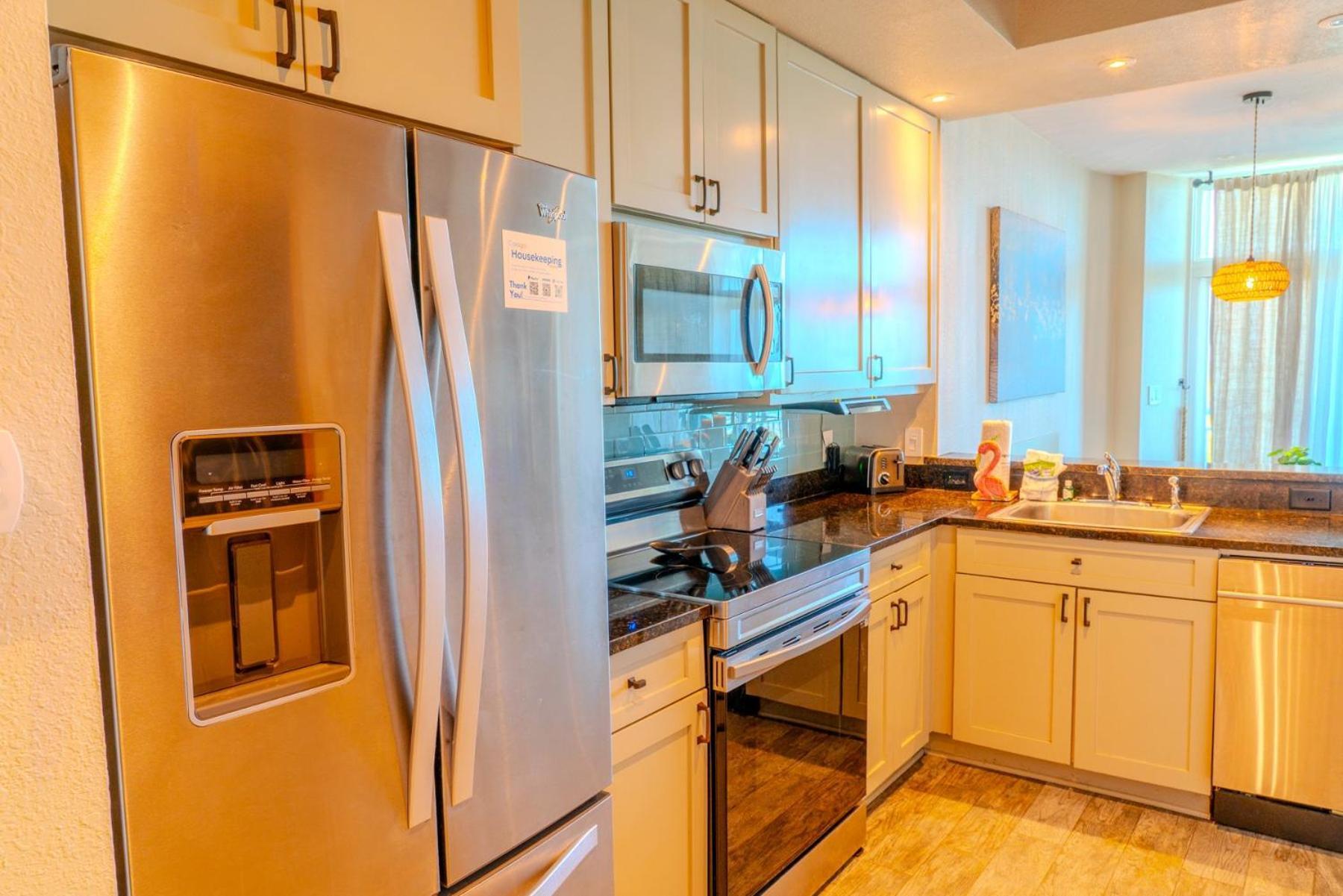 Holiday home Luxury 2br With Custom Upgrades! The Horizon At 77th- 503 *