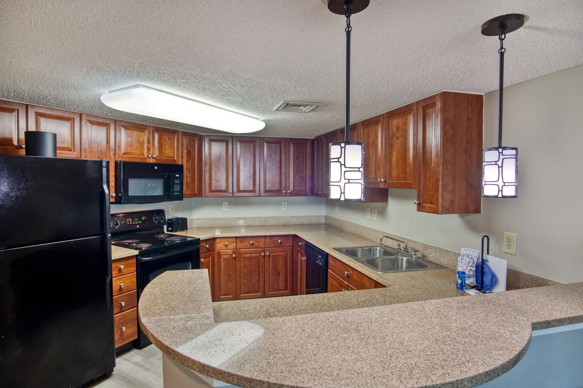Holiday home 2br Beachfront With Dunes Village Views *
