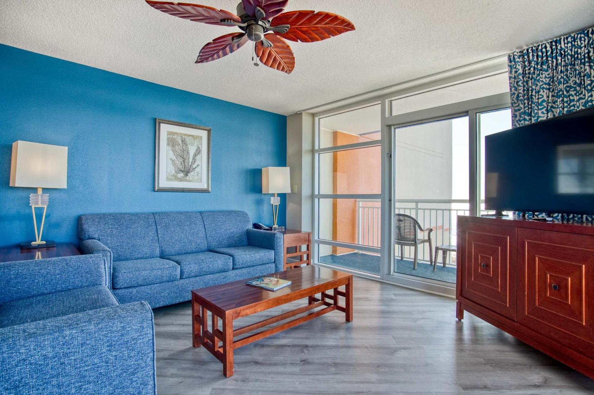 2br Beachfront With Dunes Village Views