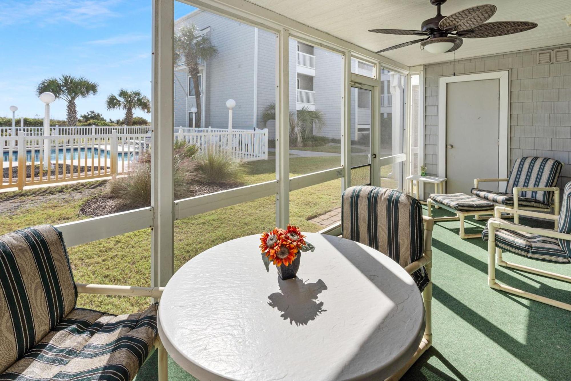 Sea Cloisters 102b Holiday home