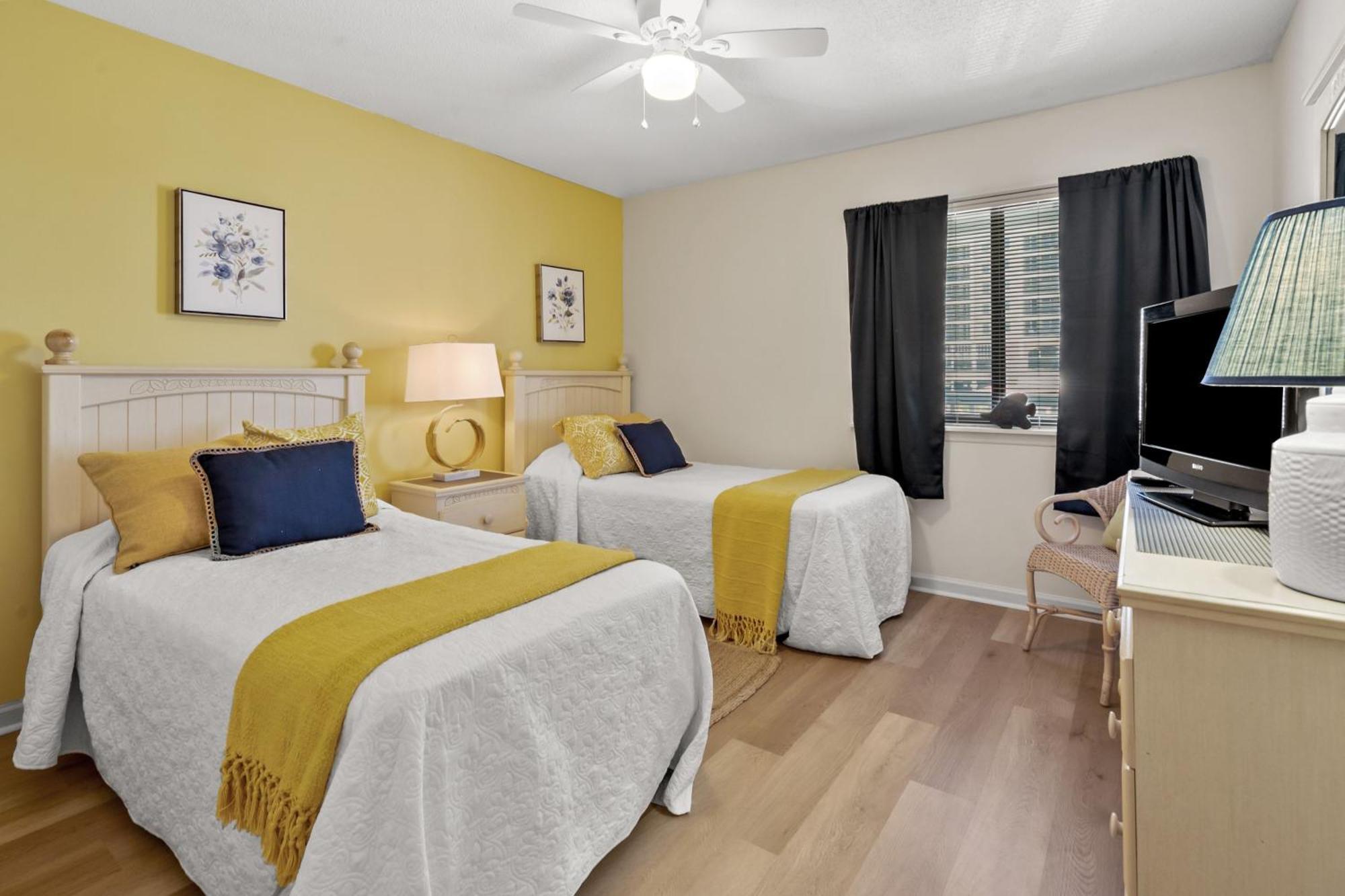 Sea Cloisters 302e Holiday home *