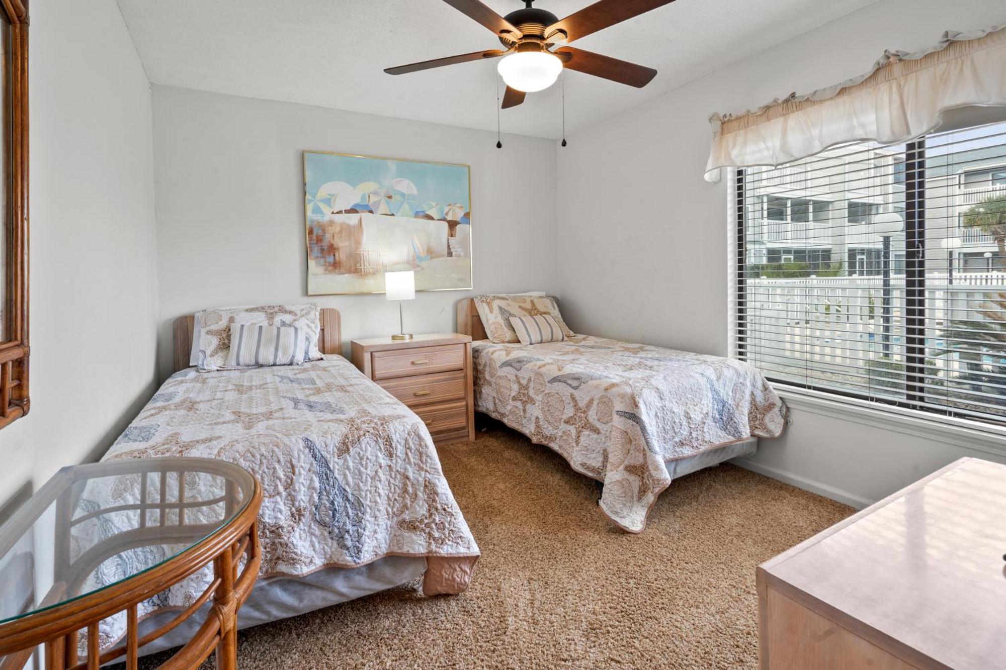Sea Cloisters 105d Holiday home *