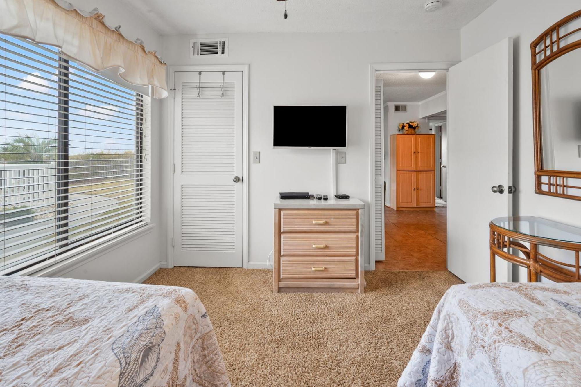 Holiday home Sea Cloisters 105d *