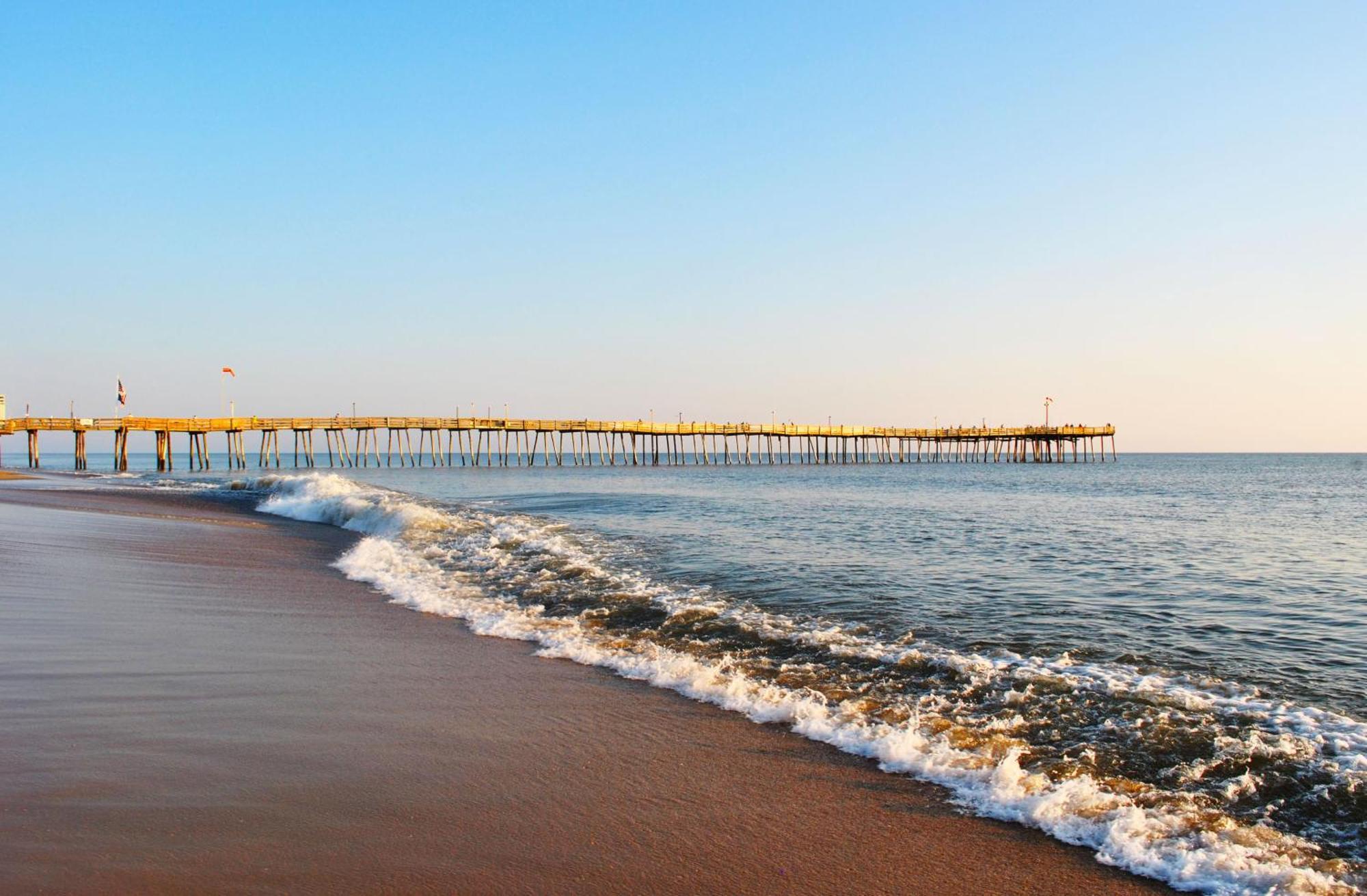 210 Sea Gem Oceanfront Pet Friendly Oceanfront Apartment