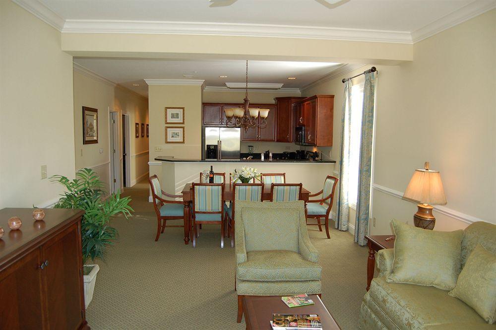 Hotel Grande Villas Of World Tour