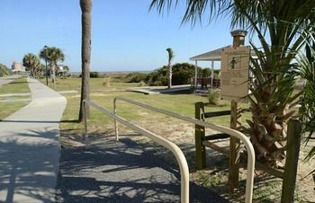 Hotel Units At Ocean Forest Plaza By Elliott Myrtle Beach