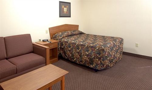 Woodspring Suites Hotel 2*