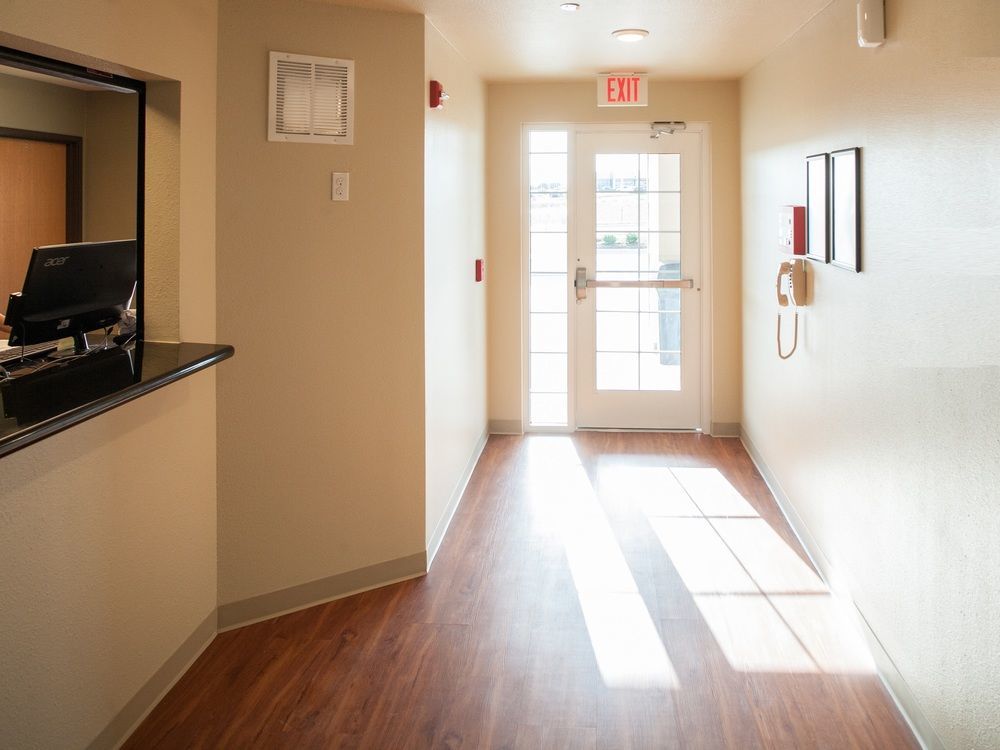 Hotel Woodspring Suites