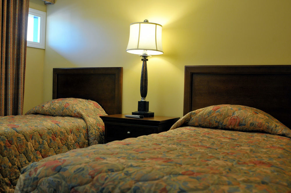 Jade Tree Cove Hotel