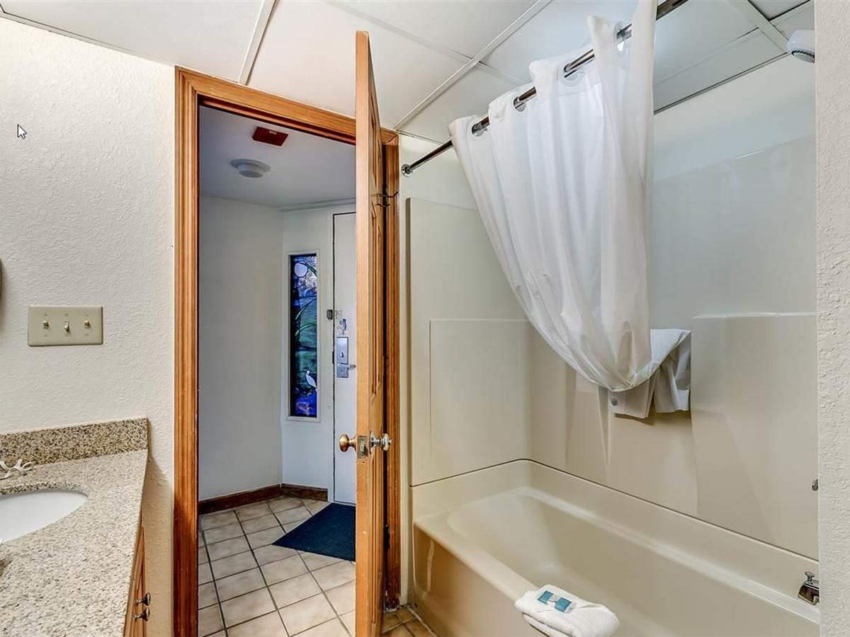 Aparthotel Magnificent Views From This 15th Floor 1br 1ba 3*