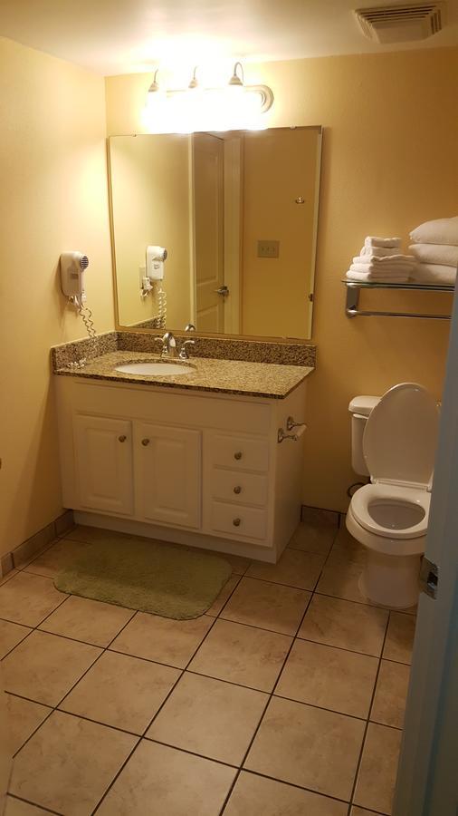 Jeffscondos - 4 Bedroom - Dunes Village Apartment *