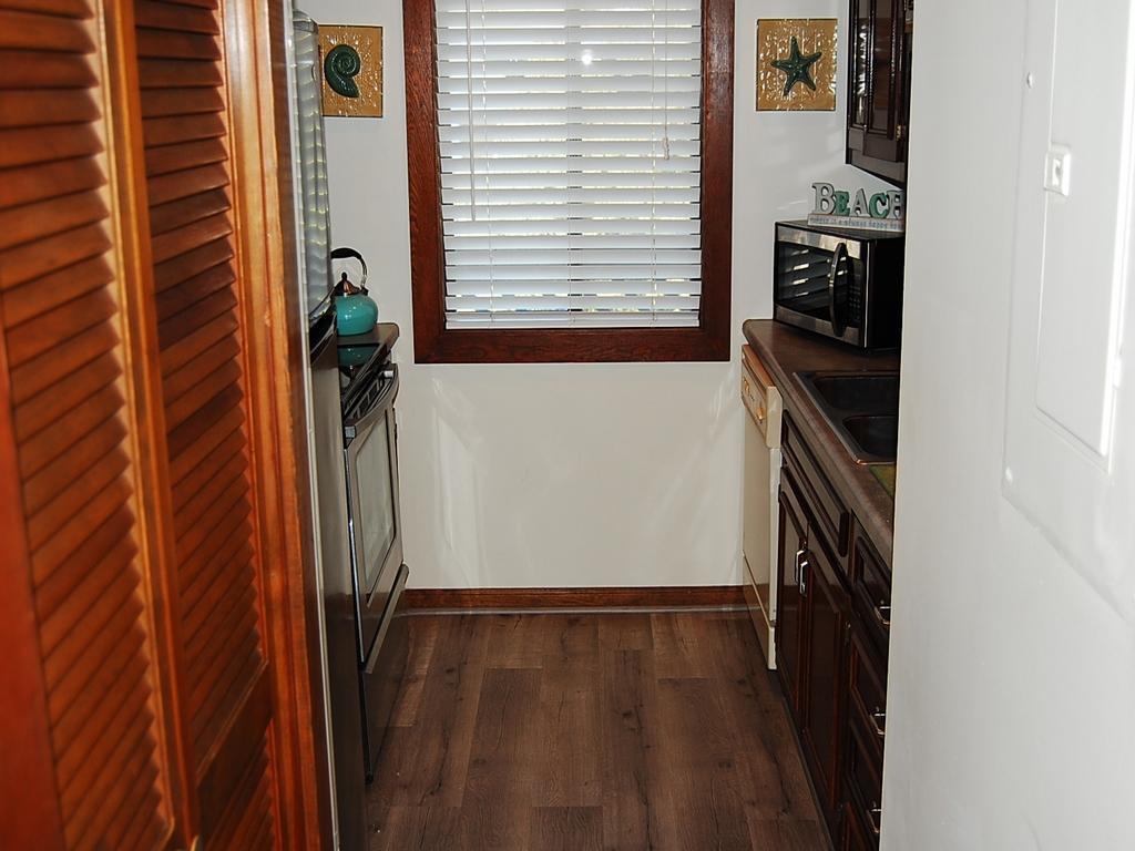 Apartment Shipwatch Pointe