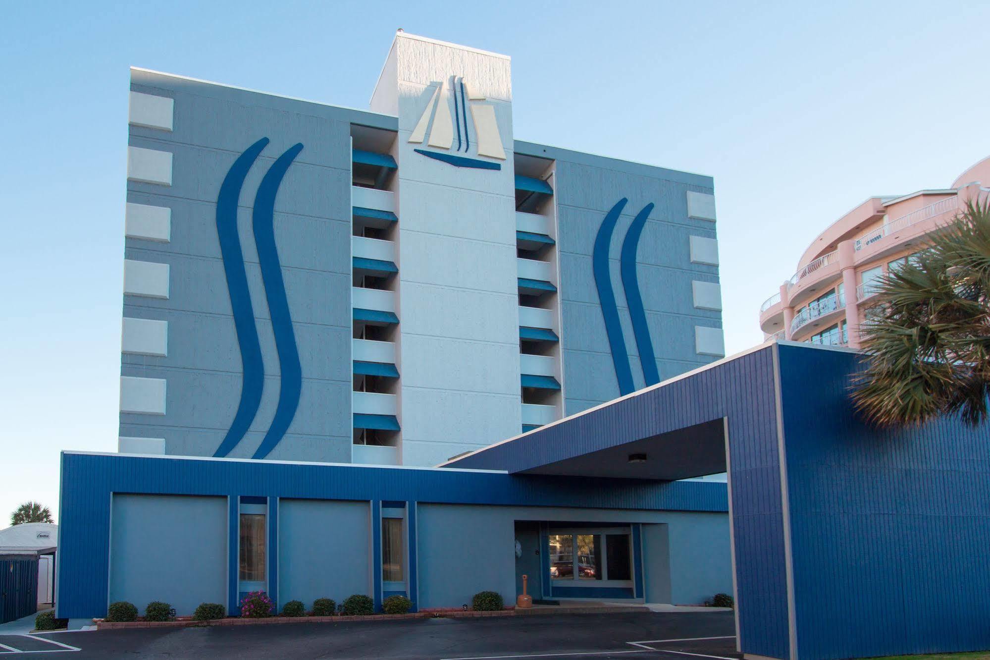 Hotel Schooner And Racquet Club By Capital Vacations 3*