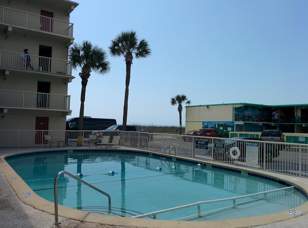 Knights - Myrtle Motel 2*