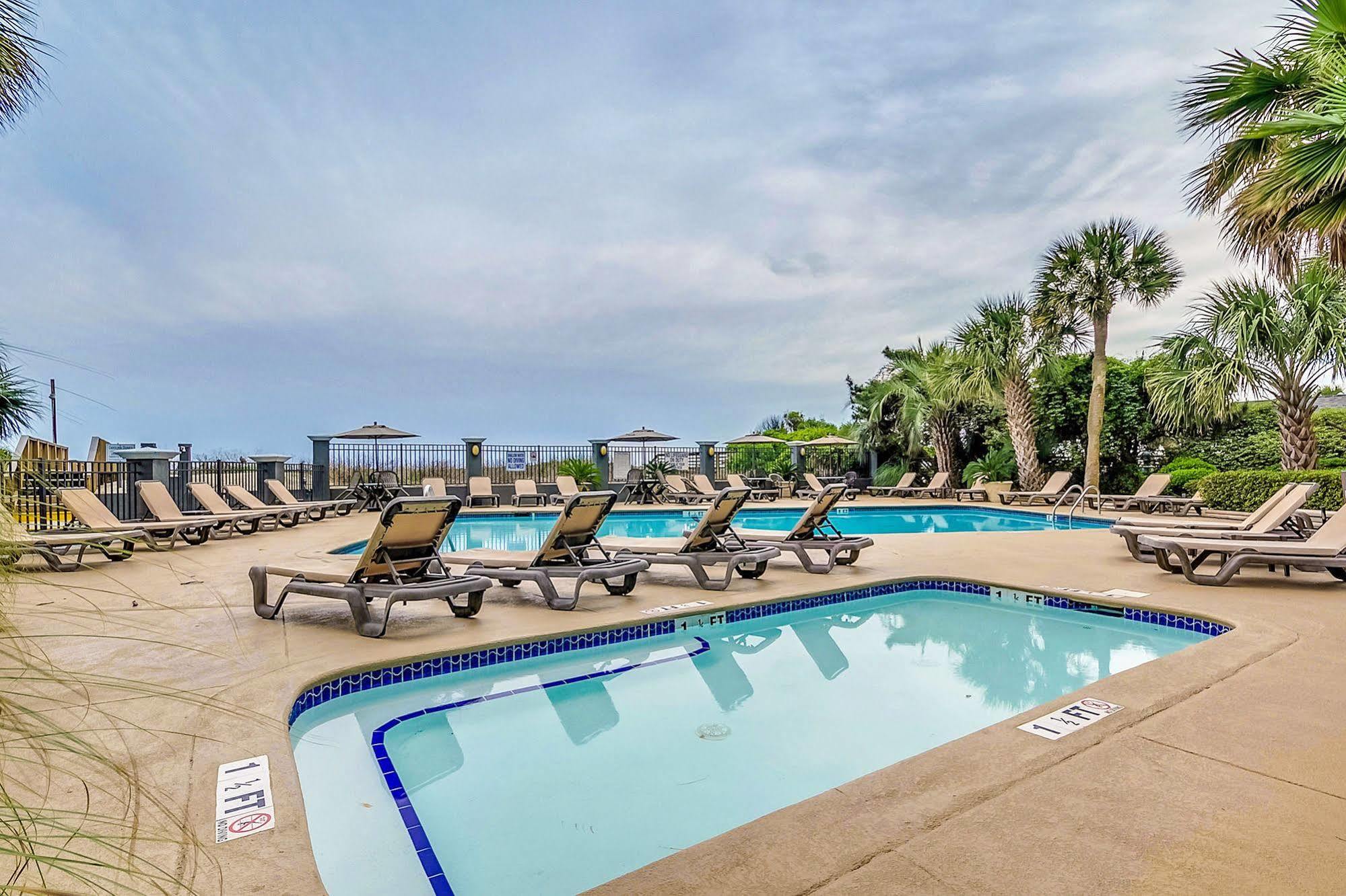 Carolina Dunes 3*