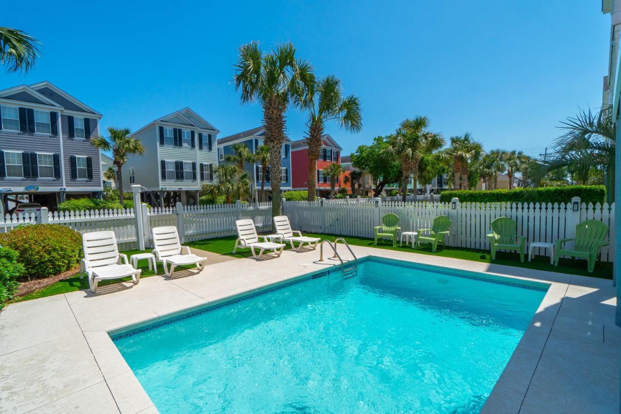 Holiday home Pink Paradise Five Bedroom *