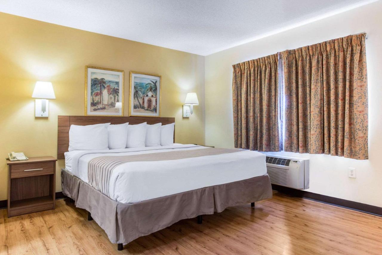 Hotel 6 Myrtle Beach, Sc 4*