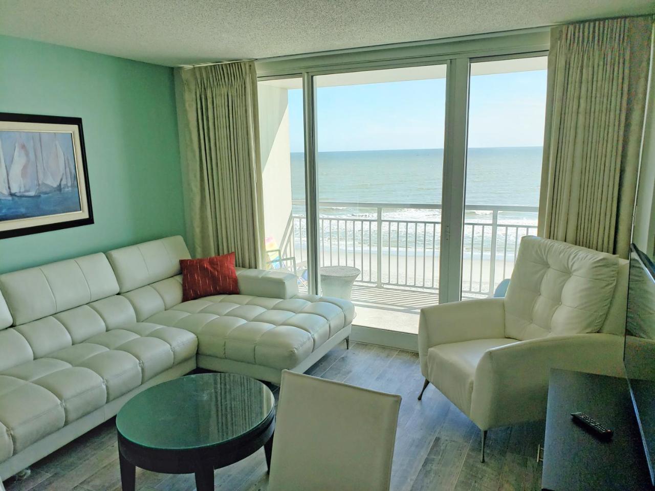 Apartment New Modern, Direct Oceanfront, Boardwalk, Views! *