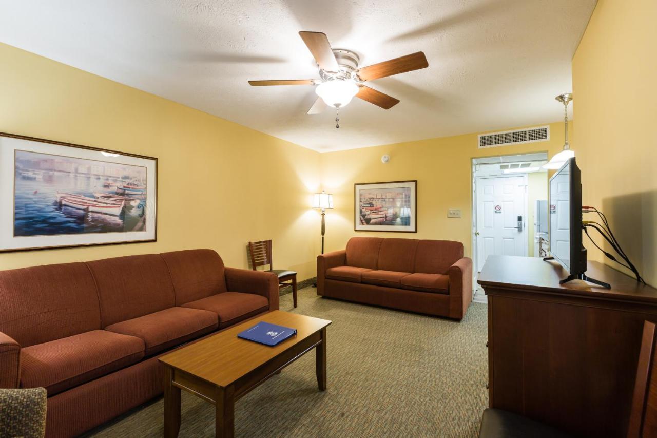 Jade Tree Cove Hotel