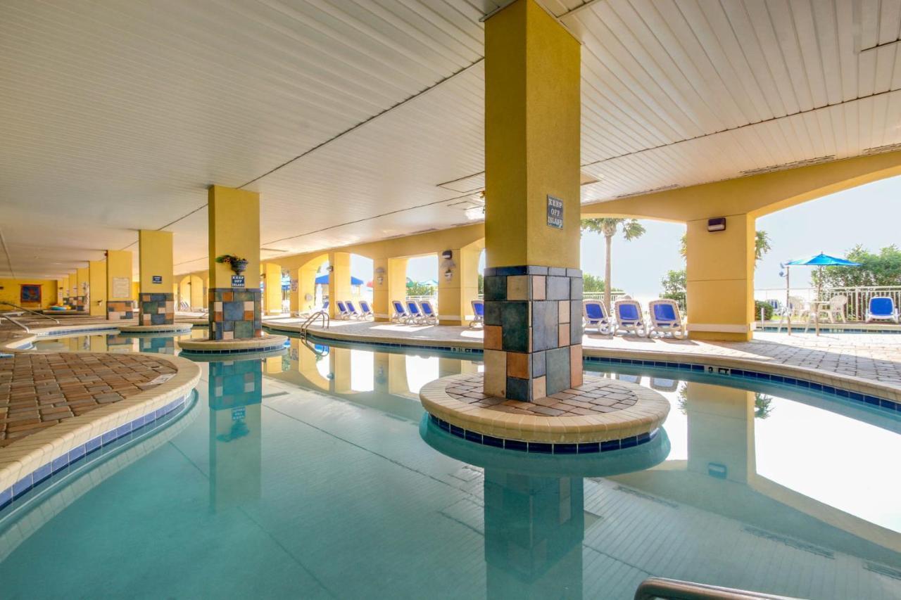 Aparthotel Oceanfront Camelot By The Sea